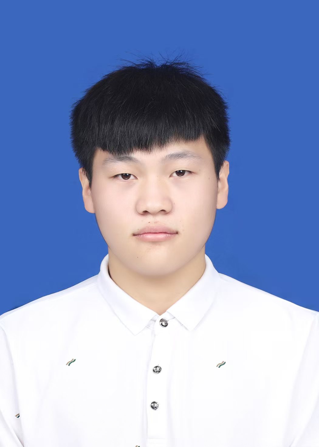 23通信嘉环二班黄飞翔